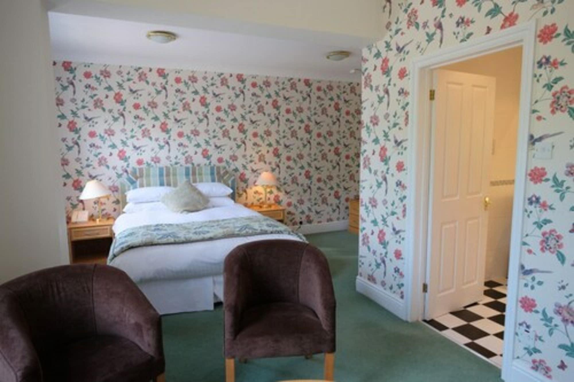 Woodland Manor Hotel Бедфорд Экстерьер фото