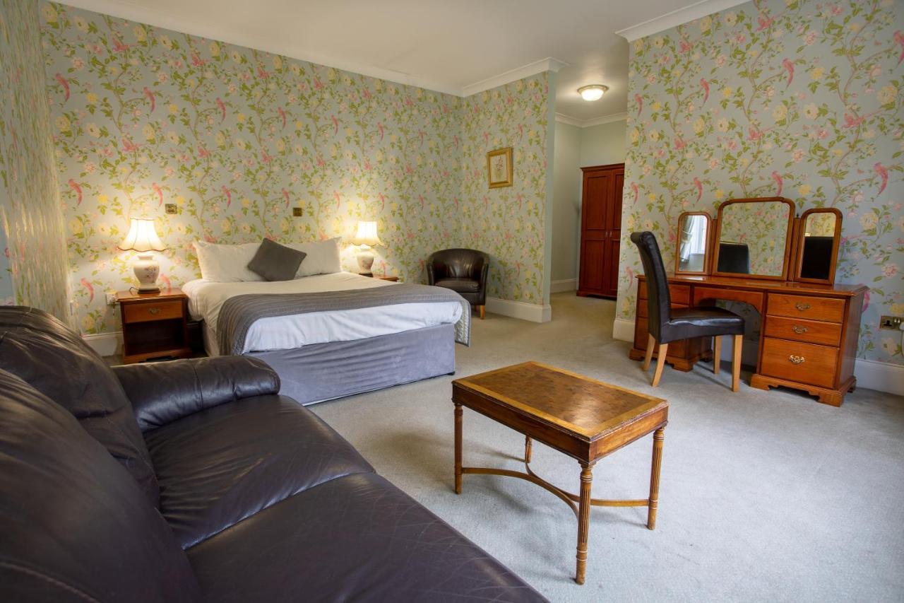 Woodland Manor Hotel Бедфорд Экстерьер фото