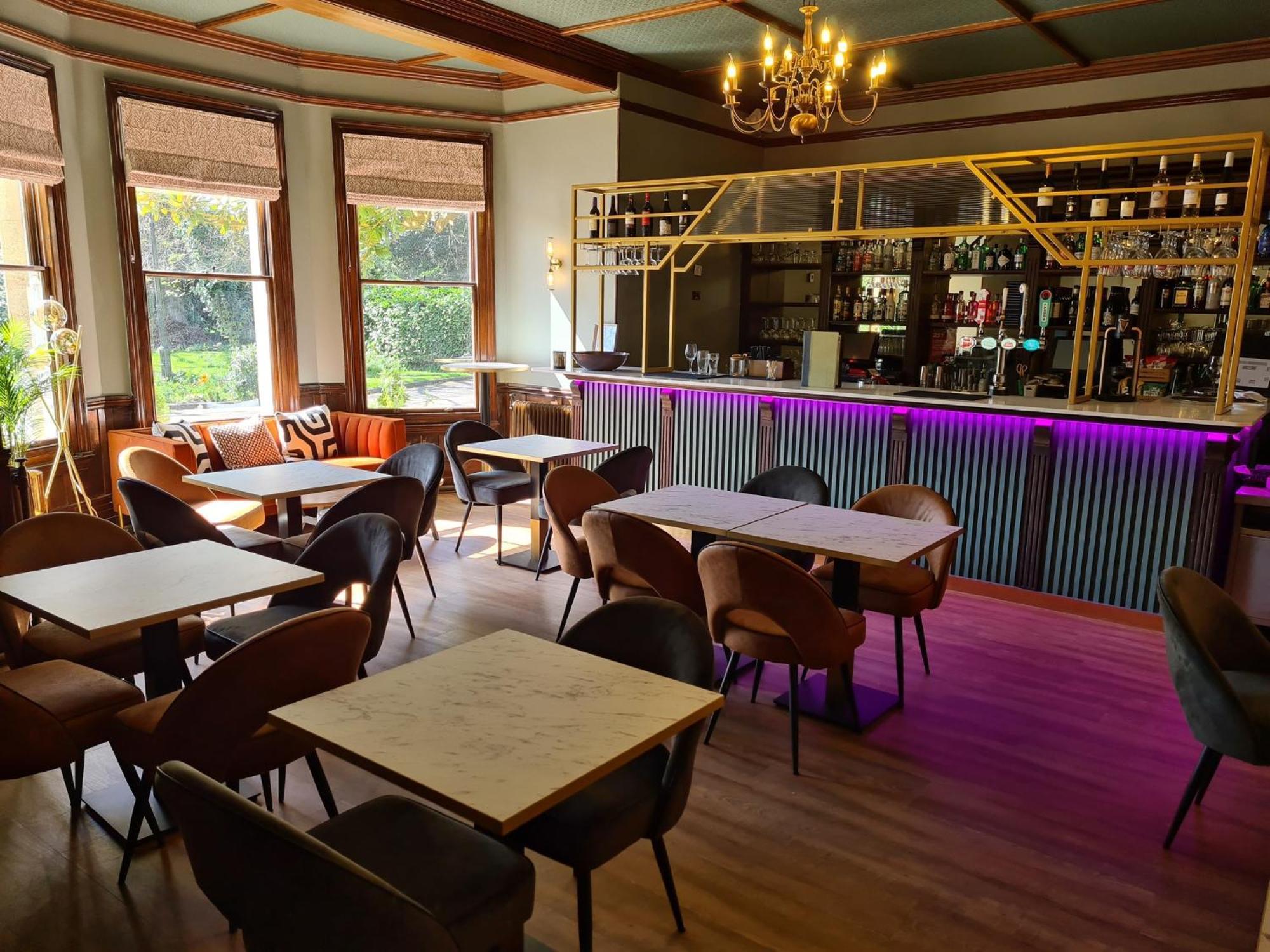 Woodland Manor Hotel Бедфорд Экстерьер фото